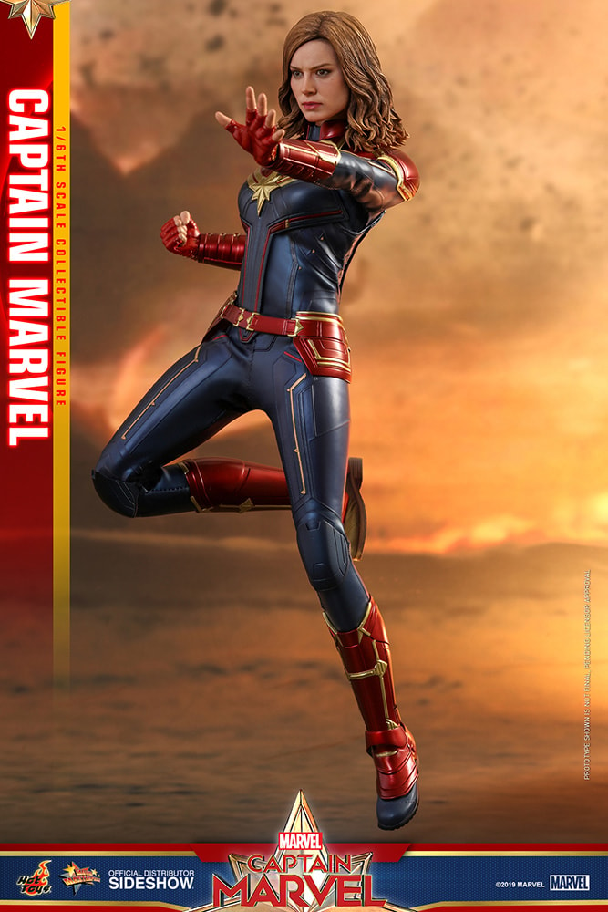 Captain Marvel Collector Edition (Prototype Shown) View 3