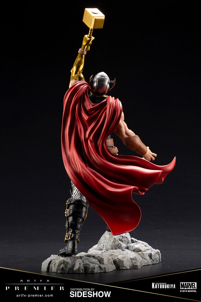 Marvel Thor Odinson 1:10 Scale Statue  (Prototype Shown) View 7