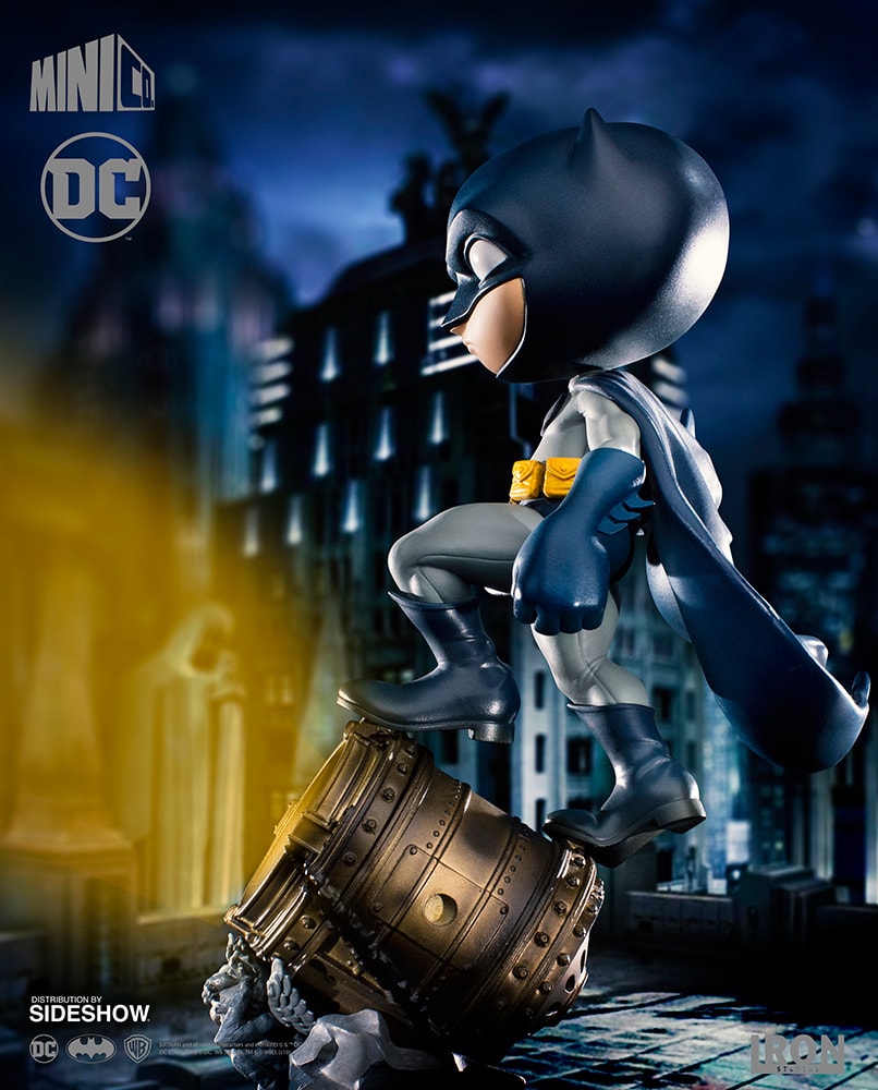 DC Comics Batman (Deluxe) Mini Co. Collectible Figure  (Prototype Shown) View 6