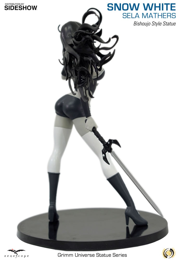Grimm Fairy Tales Sela Mathers (Snow White) Black & White Statues  (Prototype Shown) View 8