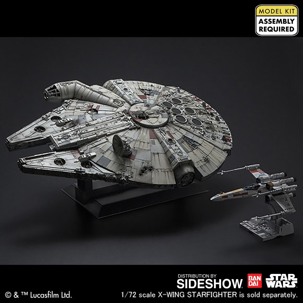 Millennium Falcon Model Kit | Sideshow Collectibles