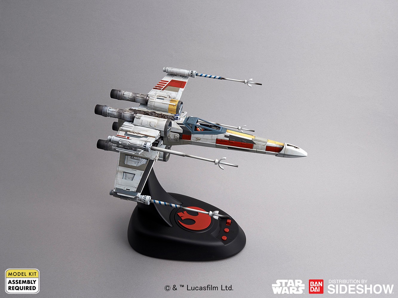 X-Wing Starfighter Moving Edition Plastic Model Kit | Sideshow