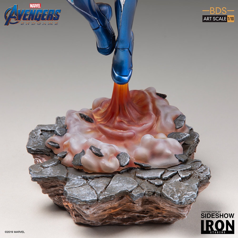 Marvel Pepper Potts in Rescue Suit 1:10 Scale Statue  (Prototype Shown) View 8