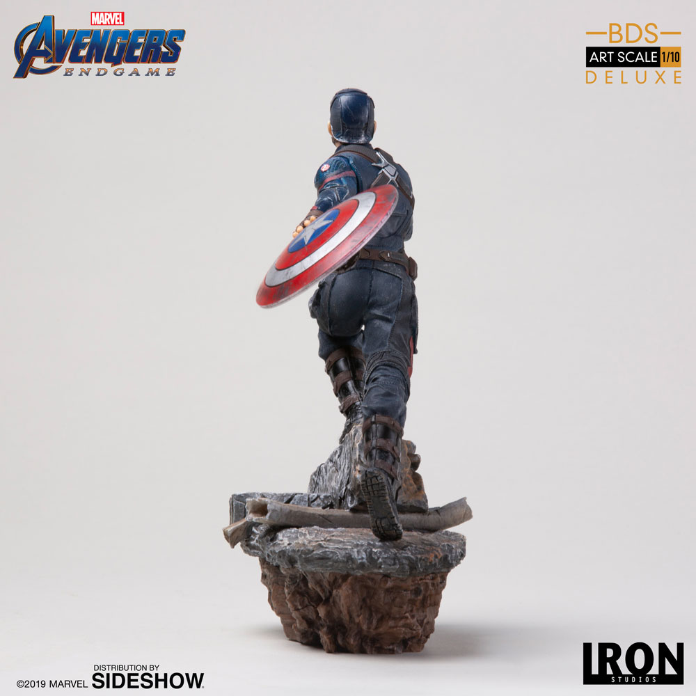 Marvel Captain America (Deluxe) Statue by Iron Studios | Sideshow