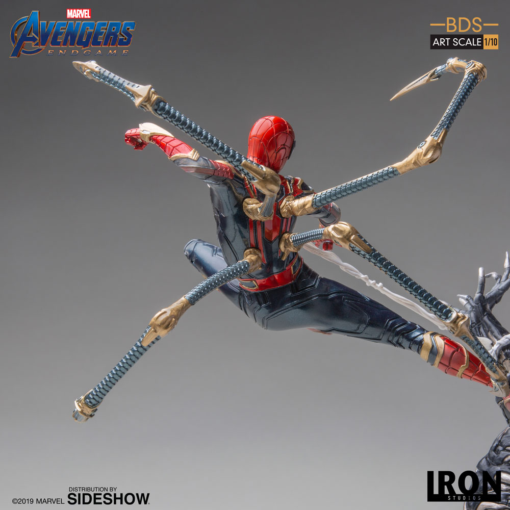 Marvel Iron Spider VS Outrider Statues  (Prototype Shown) View 11