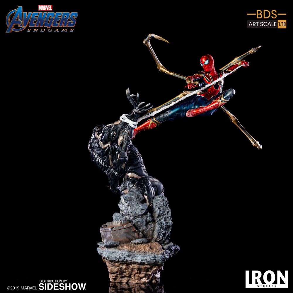 Marvel Iron Spider VS Outrider Statues  (Prototype Shown) View 13