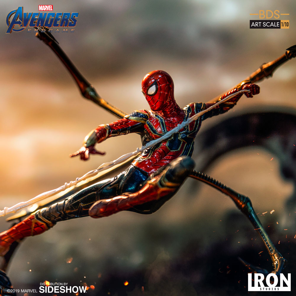 Marvel Iron Spider VS Outrider Statues  (Prototype Shown) View 14