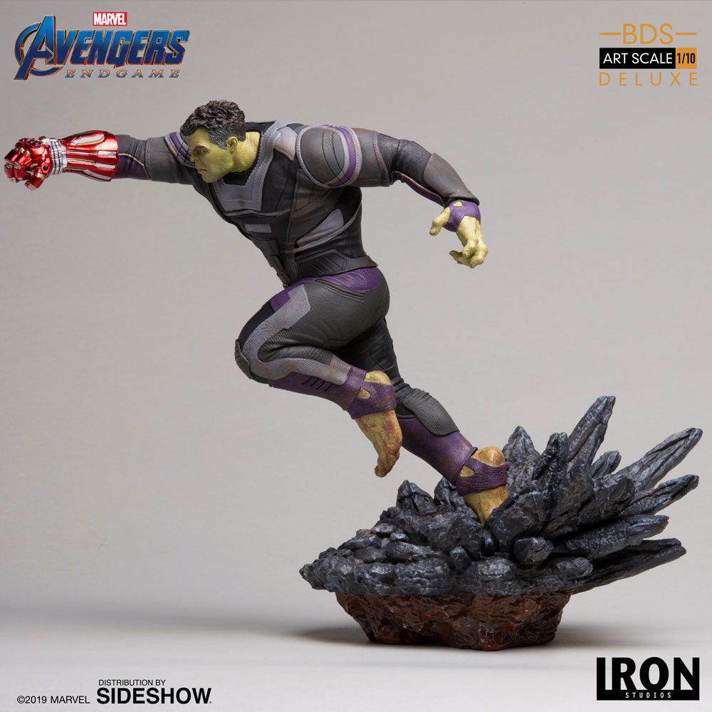 Marvel Hulk (Deluxe) 1:10 Scale Statue  (Prototype Shown) View 6