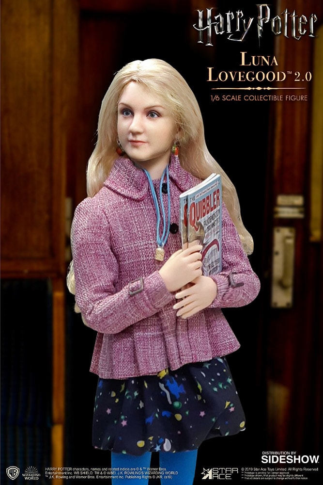 luna lovegood silver dress Did you know? Evanna Lynch, who played Luna Lovegood, helped design a lot of her costumes, including this dress for Professor Slughorn's famous Christmas party! Swipe to see the magical details