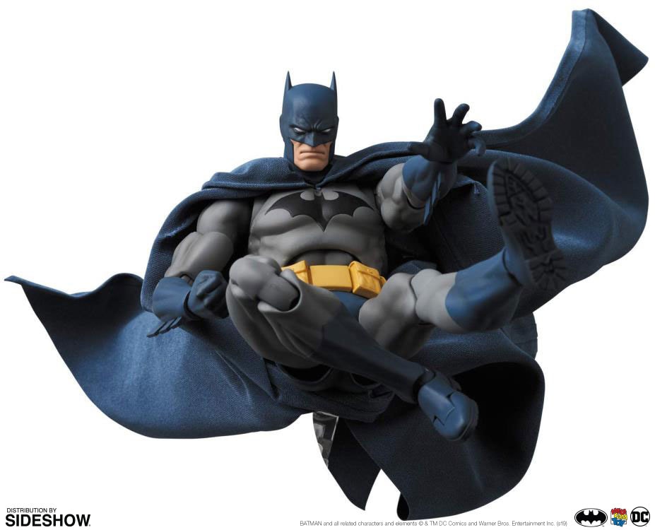 Batman HUSH MAFEX Collectible Figure