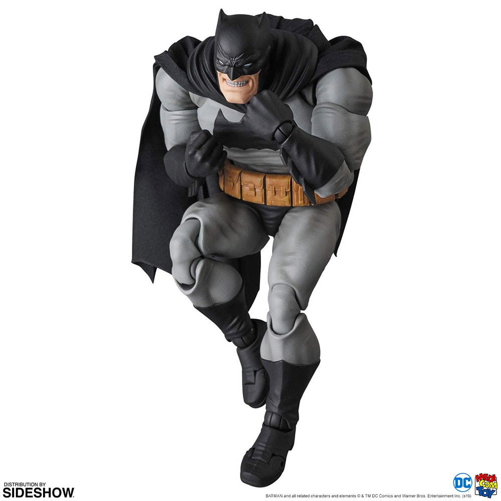 DC Comics Batman "The Dark Knight Returns" Collectible Figure  (Prototype Shown) View 5