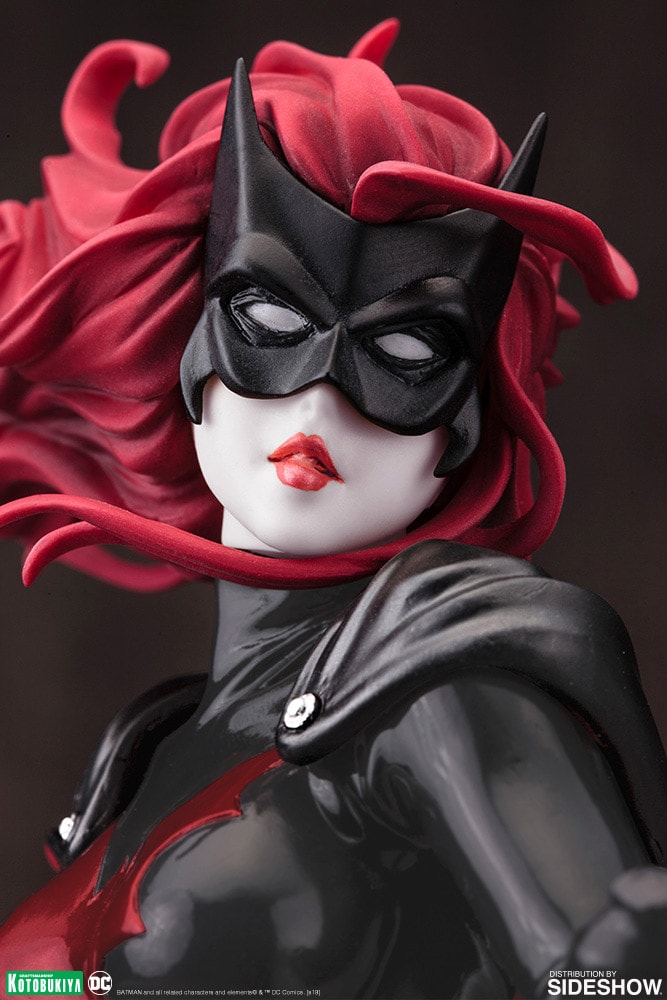 Batwoman (2nd Edition) Bishoujo 1:7 Statue by Kotobukiya