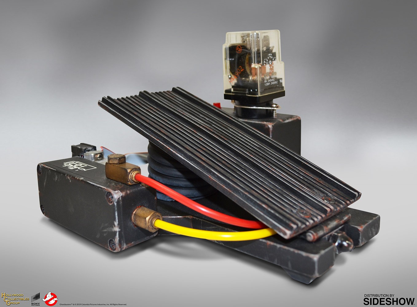 Ghostbusters Ghost Trap Prop Replica  (Prototype Shown) View 10
