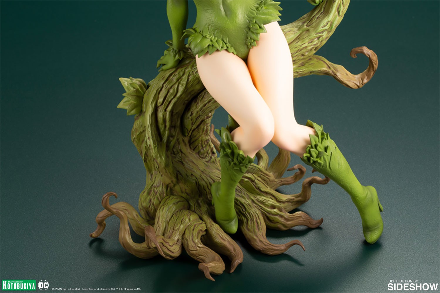 Poison Ivy Bishoujo 1:7 Statue by Kotobukiya | Sideshow
