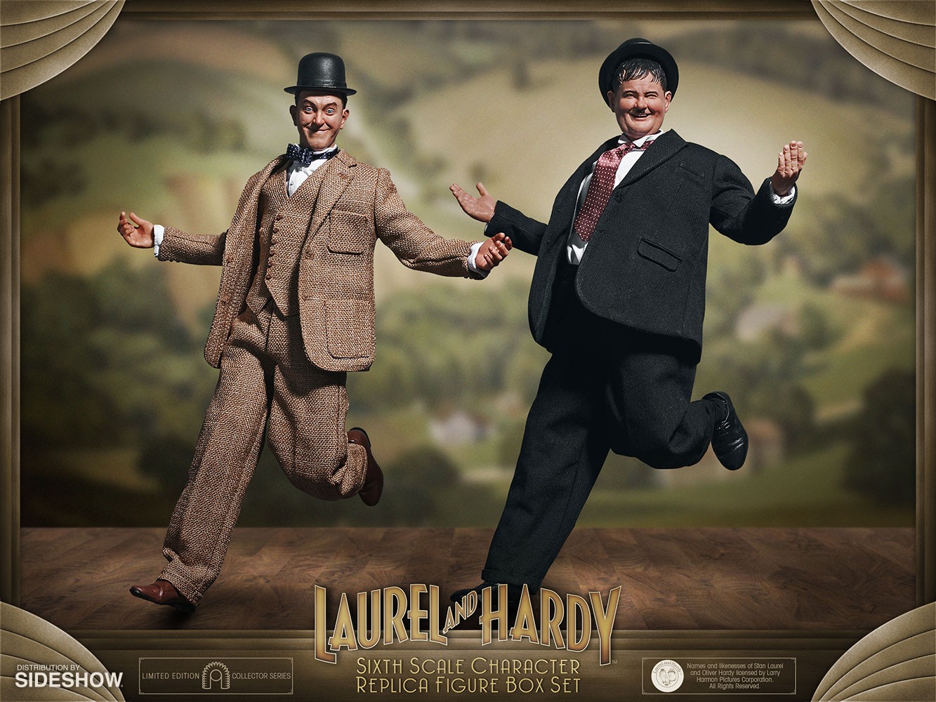 Stan Laurel and Oliver Hardy (Classic Suits) (Prototype Shown) View 16