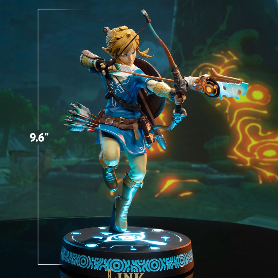 The Legend of Zelda Link (Collector's Edition) Statues  Collector Edition (Prototype Shown) View 2