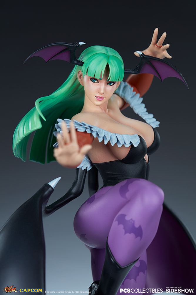 Chun-Li: Morrigan Collector Edition (Prototype Shown) View 10