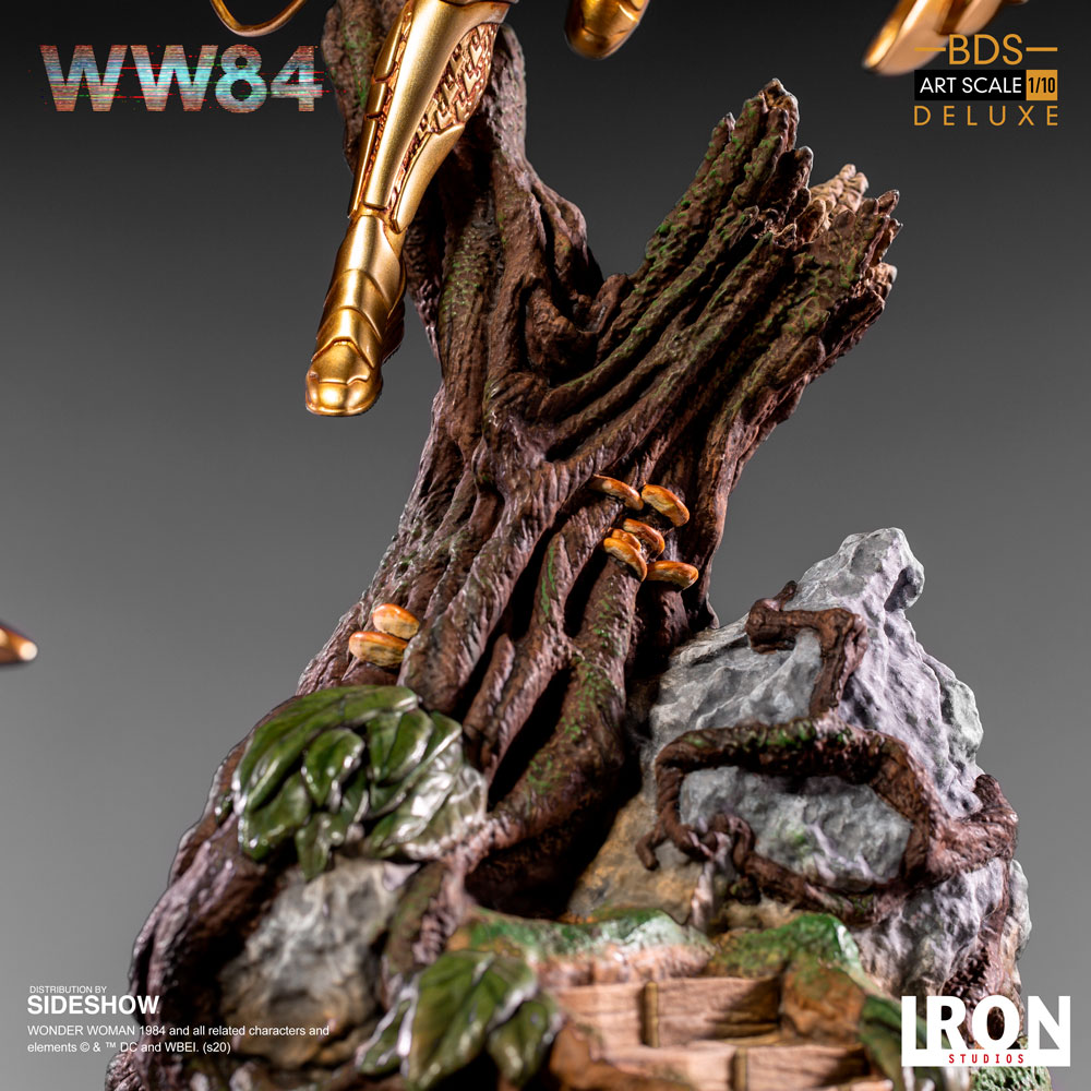 Wonder Woman Deluxe- Prototype Shown