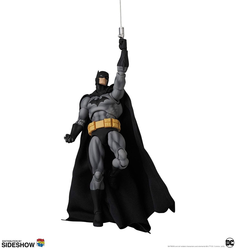 Batman (Hush Black Version) MAFEX Collectible Figure by Medicom Toy |  Sideshow Collectibles