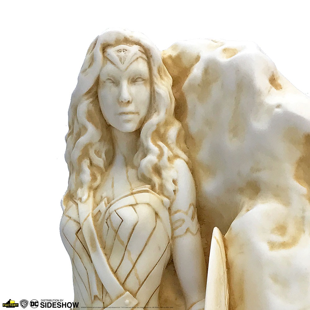 DC Comics Wonder Woman (Neo-Classical Marble) Statues  (Prototype Shown) View 4
