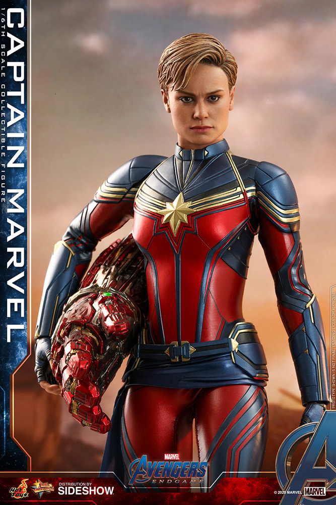 Captain Marvel (Prototype Shown) View 10