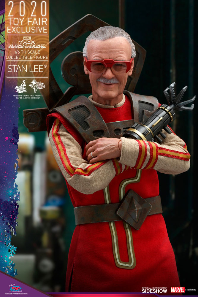 Stan Lee Exclusive Edition (Prototype Shown) View 16