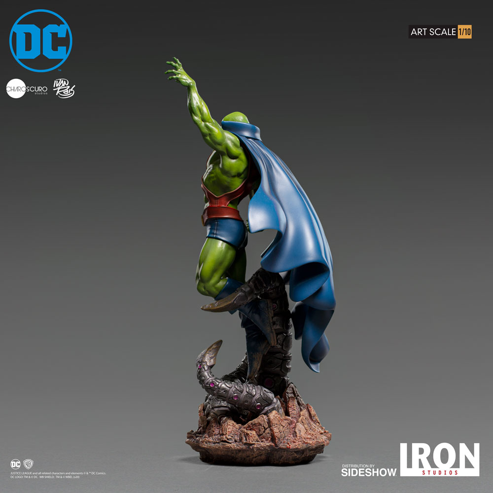 DC Comics Martian Manhunter 1:10 Scale Statue  (Prototype Shown) View 4