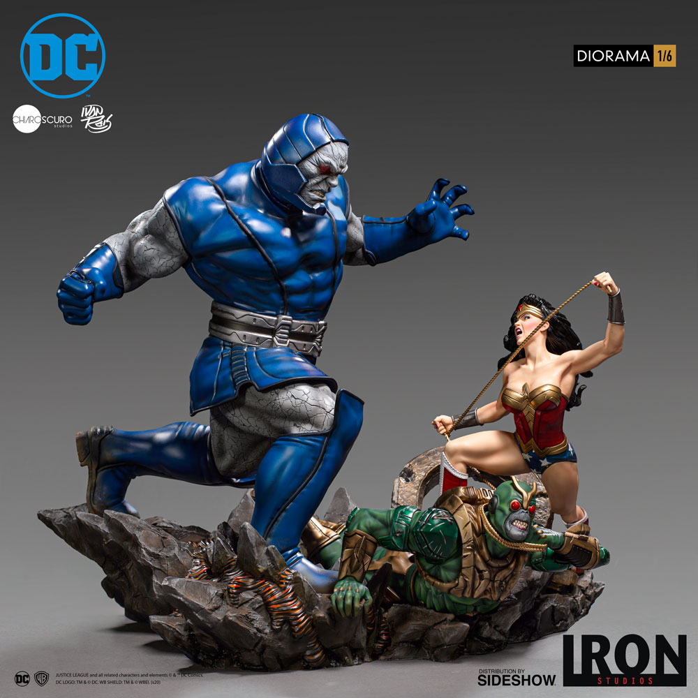 Wonder Woman Vs Darkseid (Prototype Shown) View 1