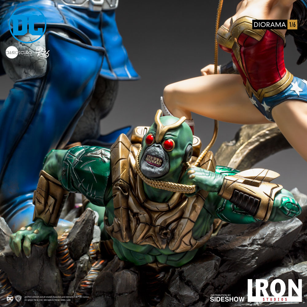 Wonder Woman Vs Darkseid (Prototype Shown) View 6