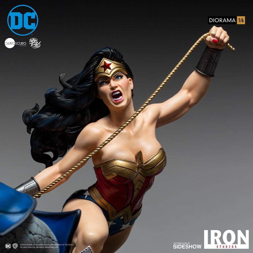 Wonder Woman Vs Darkseid (Prototype Shown) View 9
