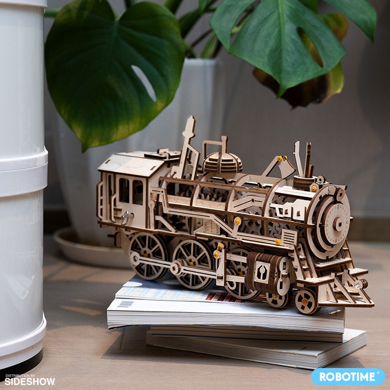 Locomotive (Prototype Shown) View 8
