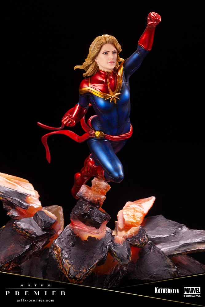 Captain Marvel ARTFX Premier Statue by Kotobukiya | Sideshow