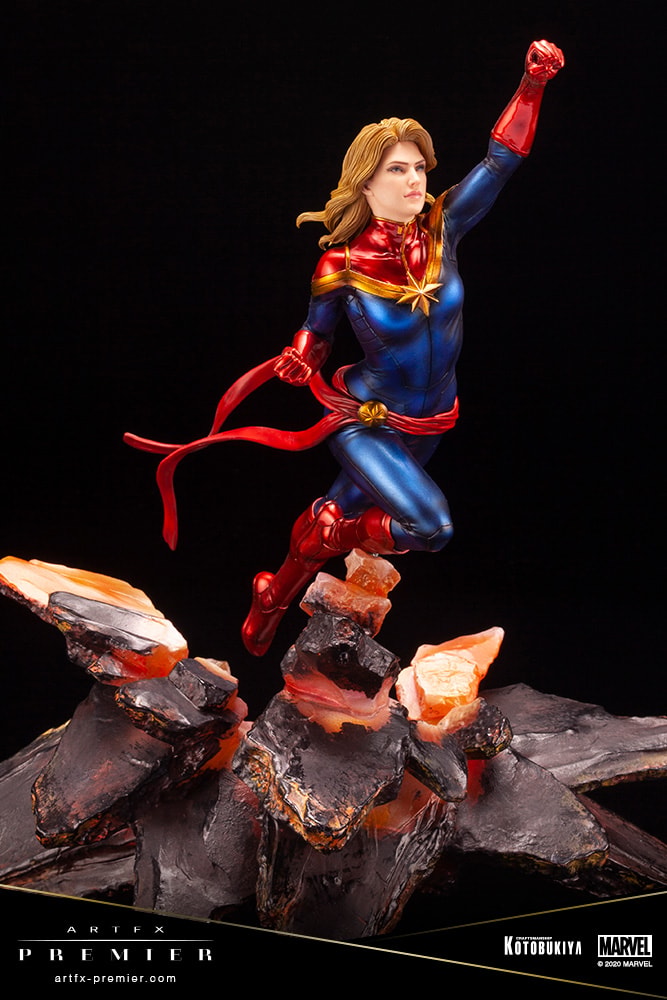 Captain Marvel ARTFX Premier Statue by Kotobukiya | Sideshow