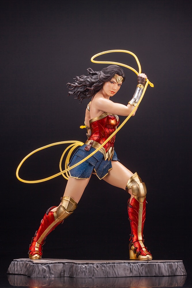 Wonder Woman (1984) ARTFX Statue by Kotobukiya | Sideshow Collectibles