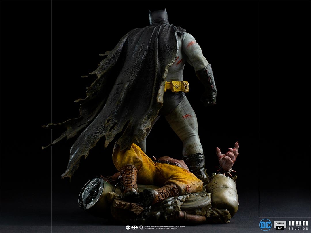 Batman: The Dark Knight Returns- Prototype Shown