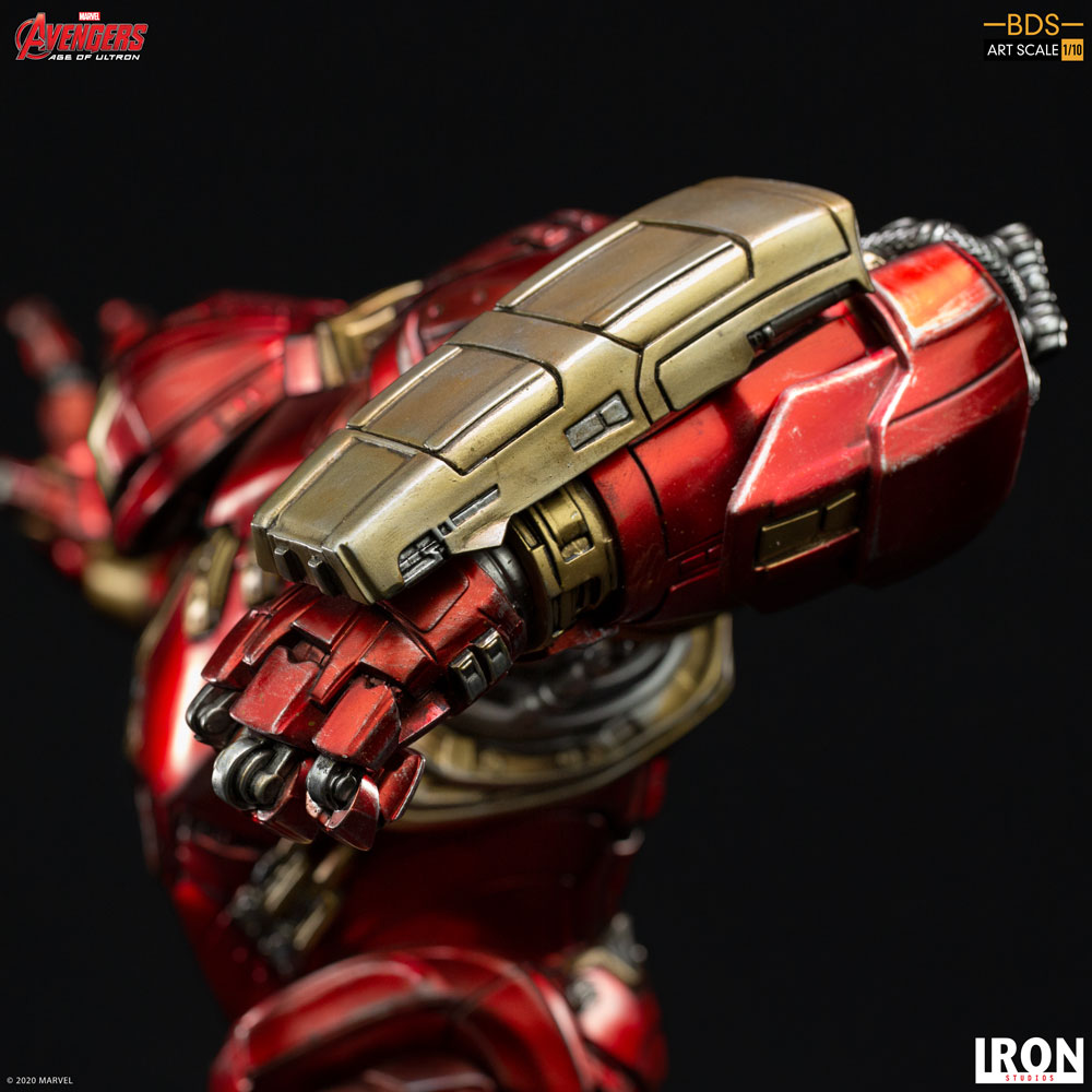 Hulkbuster Art Scale Statue by Iron Studios | Sideshow Collectibles