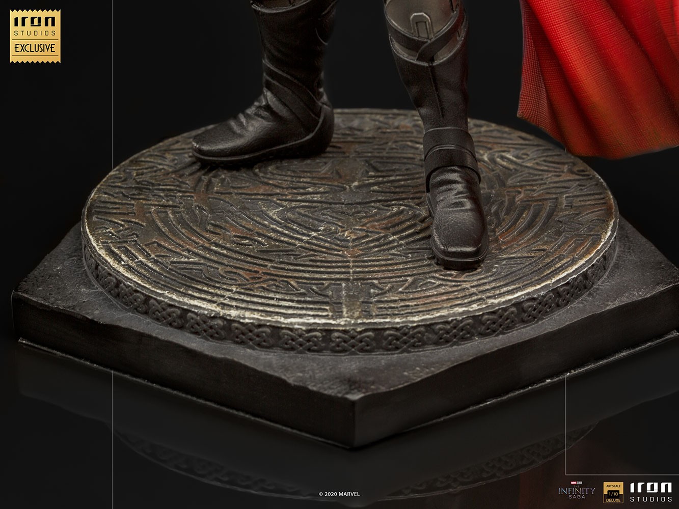 Thor Deluxe Exclusive Edition (Prototype Shown) View 7