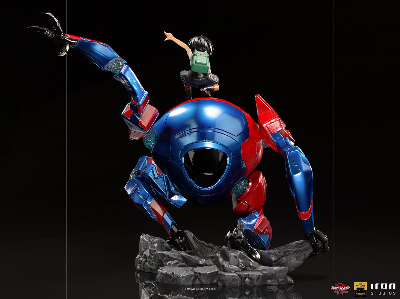 Marvel Peni Parker & SP//dr Deluxe 1:10 Scale Statue  (Prototype Shown) View 3