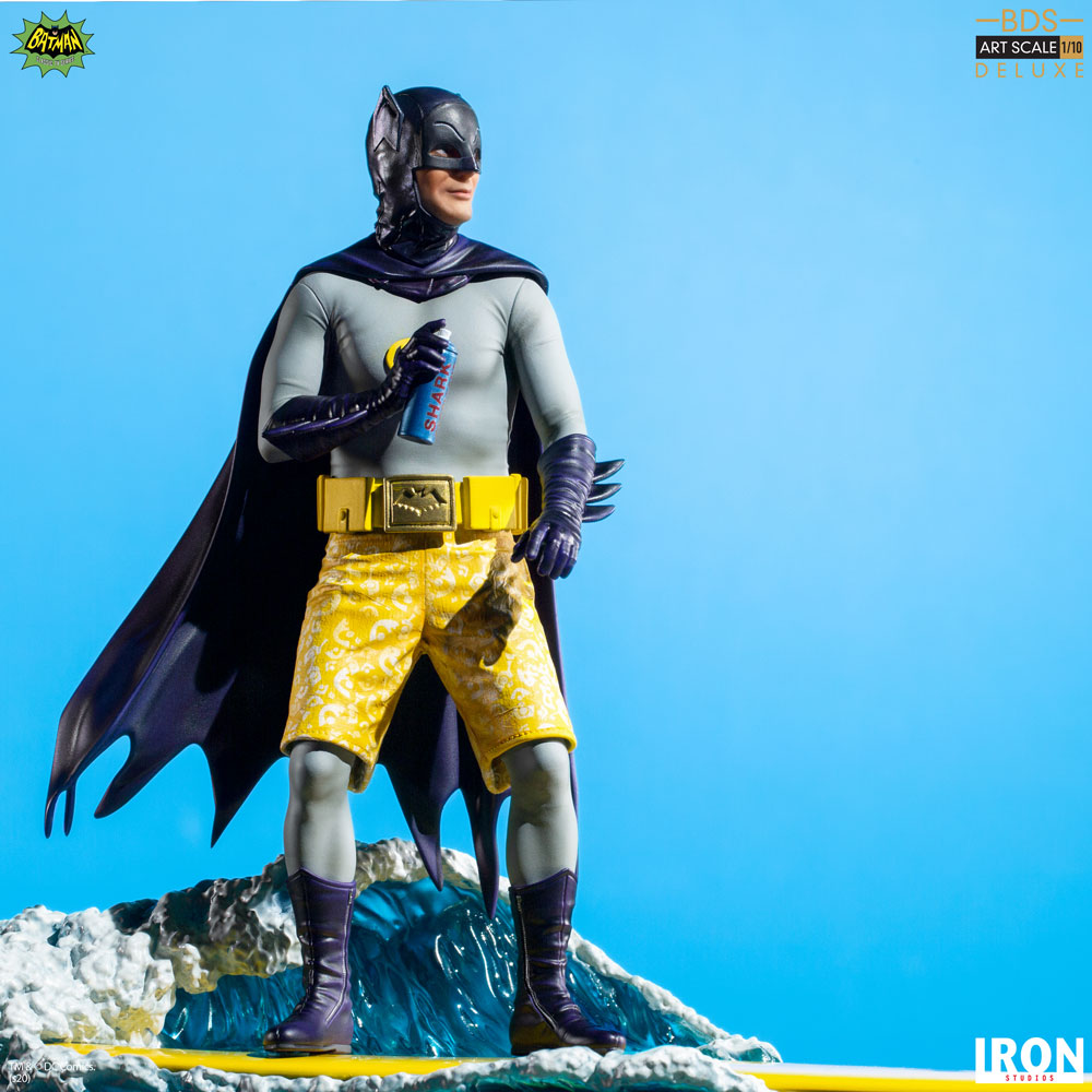 Batman Deluxe (Prototype Shown) View 5