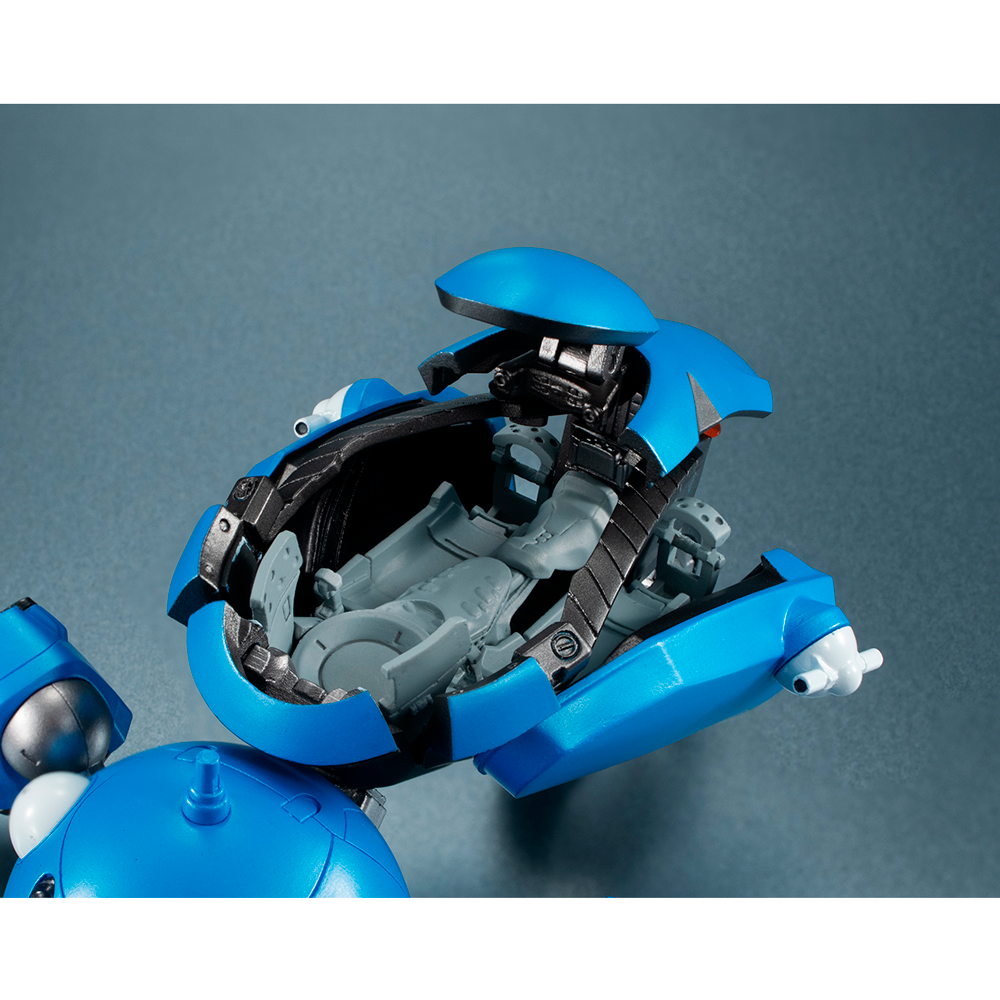 Tachikoma and Motoko Kusanagi