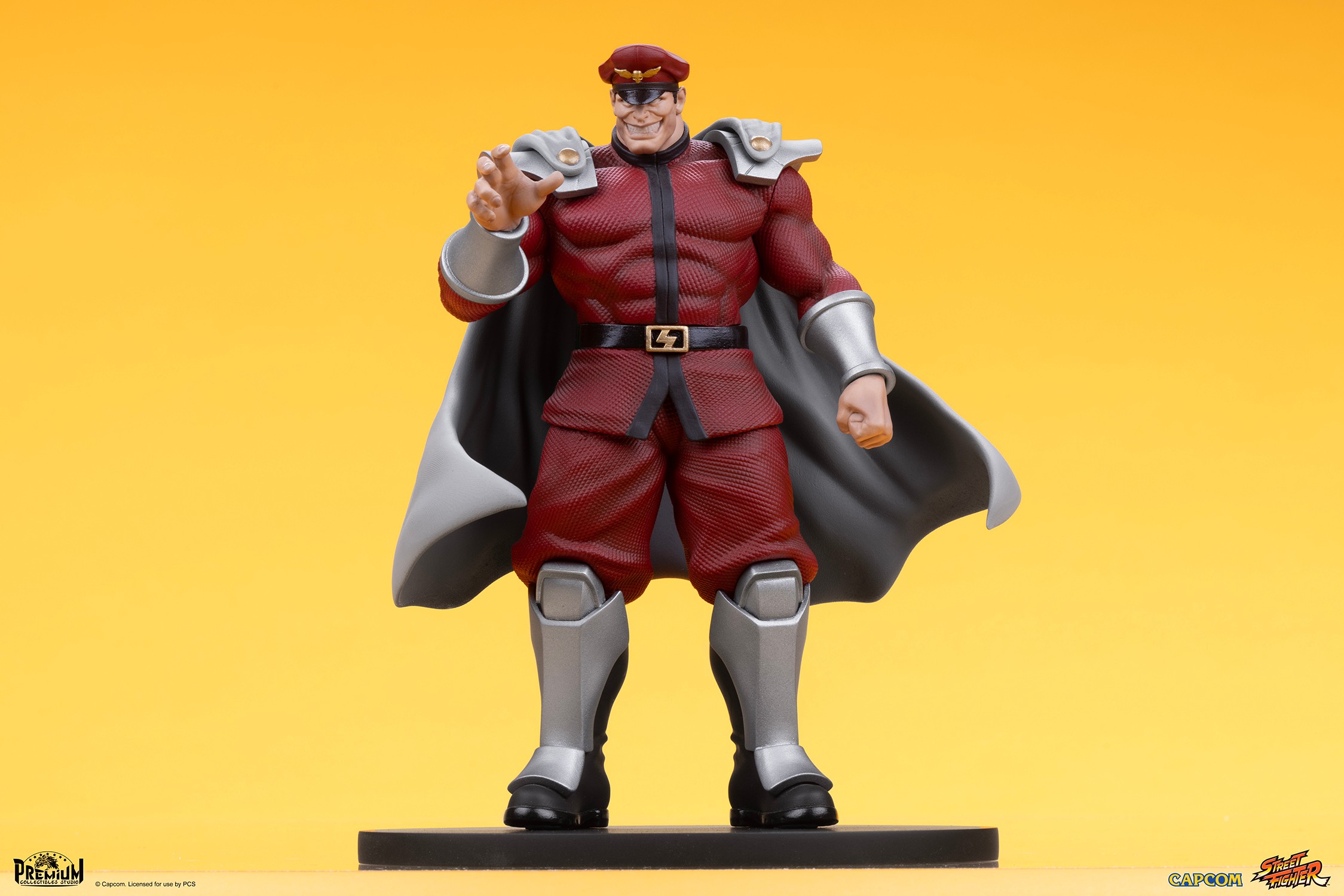 Street Fighter M. Bison & Rolento 1:10 Scale Statue  (Prototype Shown) View 5