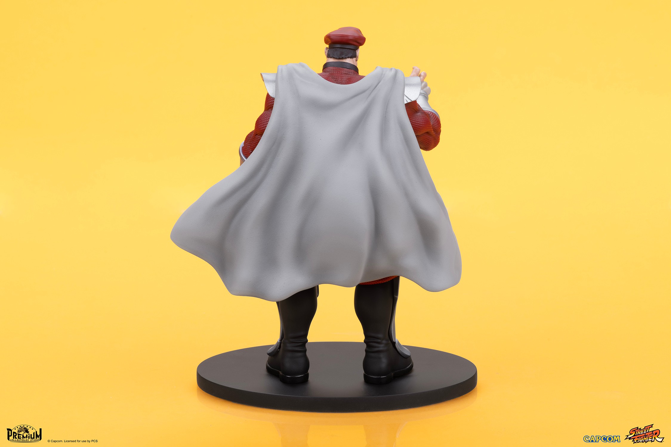 Street Fighter M. Bison & Rolento 1:10 Scale Statue  (Prototype Shown) View 8