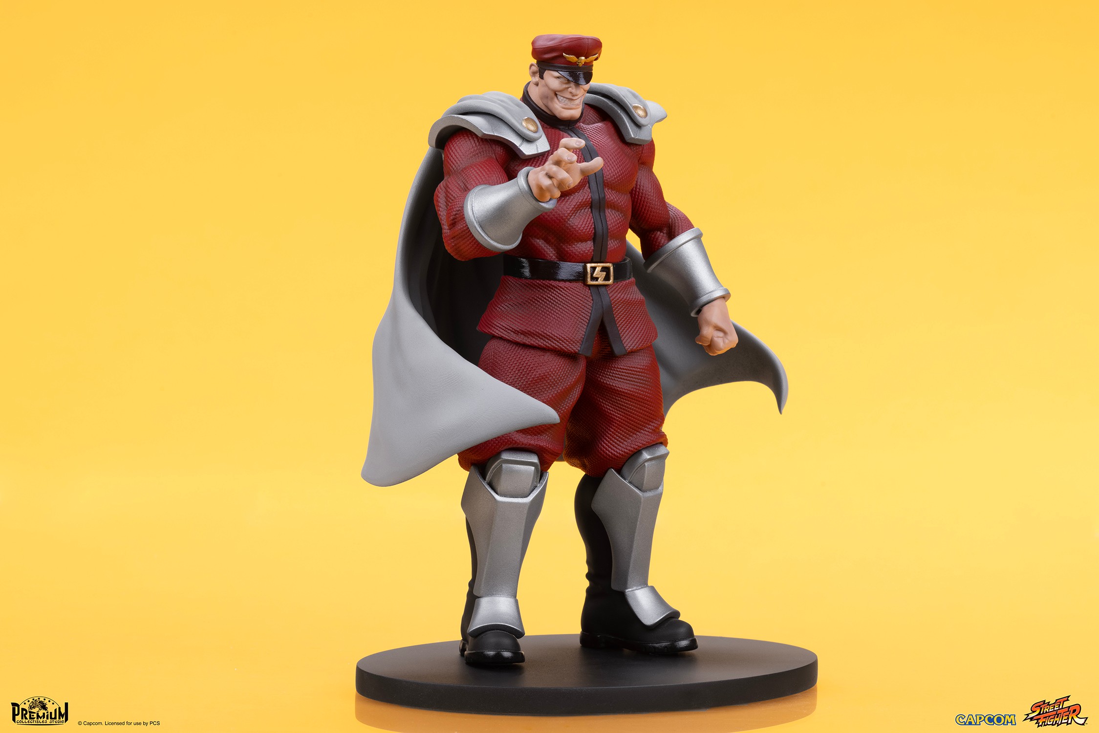 Street Fighter M. Bison & Rolento 1:10 Scale Statue  (Prototype Shown) View 9