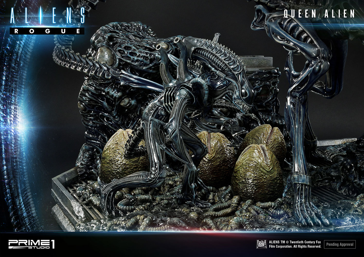 Queen Alien Battle