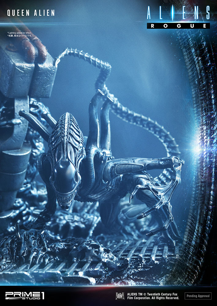 Queen Alien Battle