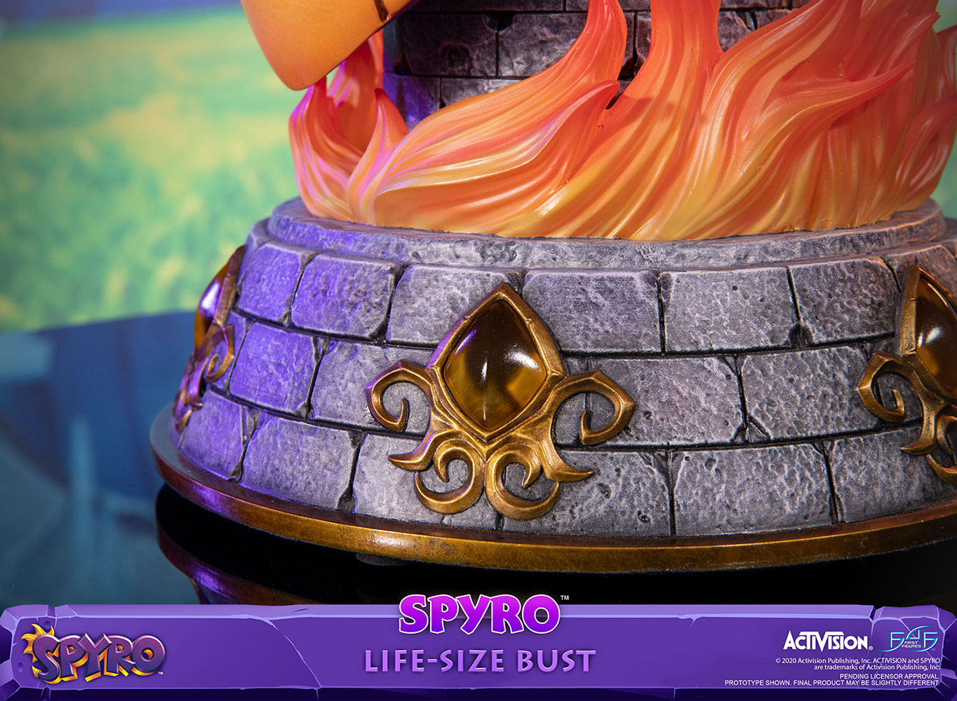 Spyro Spyro Life-Size Bust  (Prototype Shown) View 15