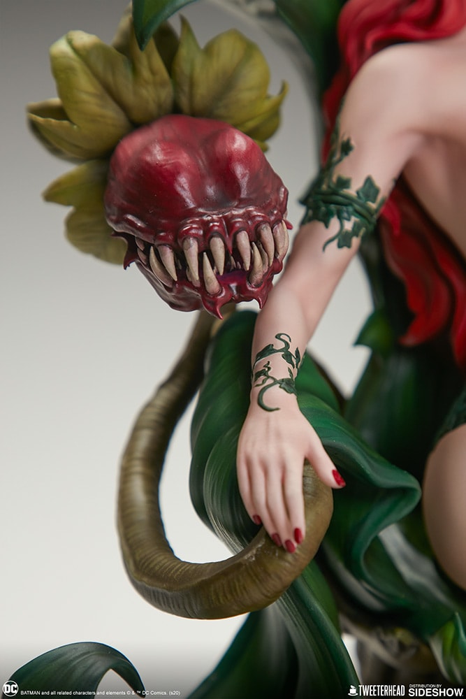 Poison Ivy Collector Edition (Prototype Shown) View 11