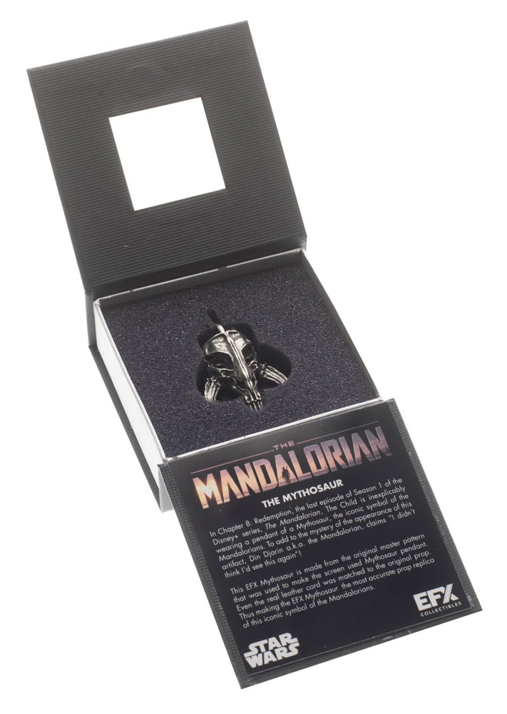 The Mandalorian Mythosaur Pendant View 1