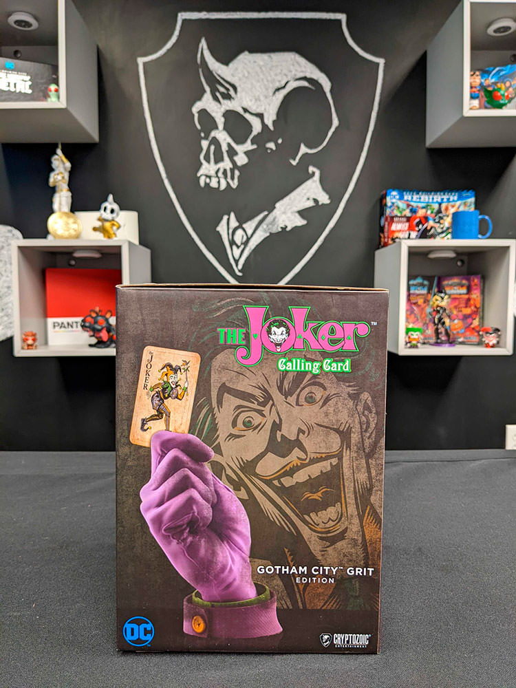 DC Comics The Joker Calling Card Statues  (Prototype Shown) View 3