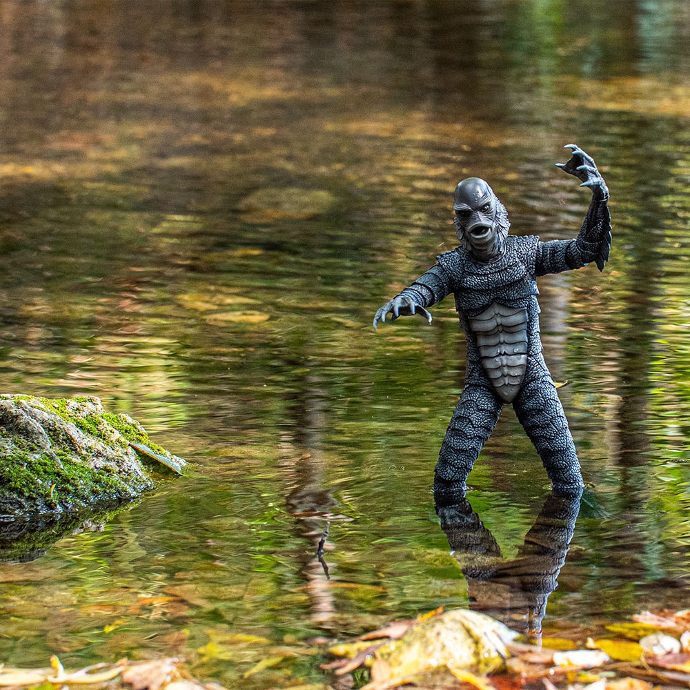 Creature from the Black Lagoon (Silver Screen Variant) Exclusive Edition View 3